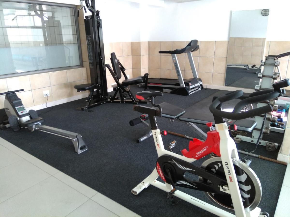 Hibernian Towers 807, Beach Road, 斯特兰德 外观 照片