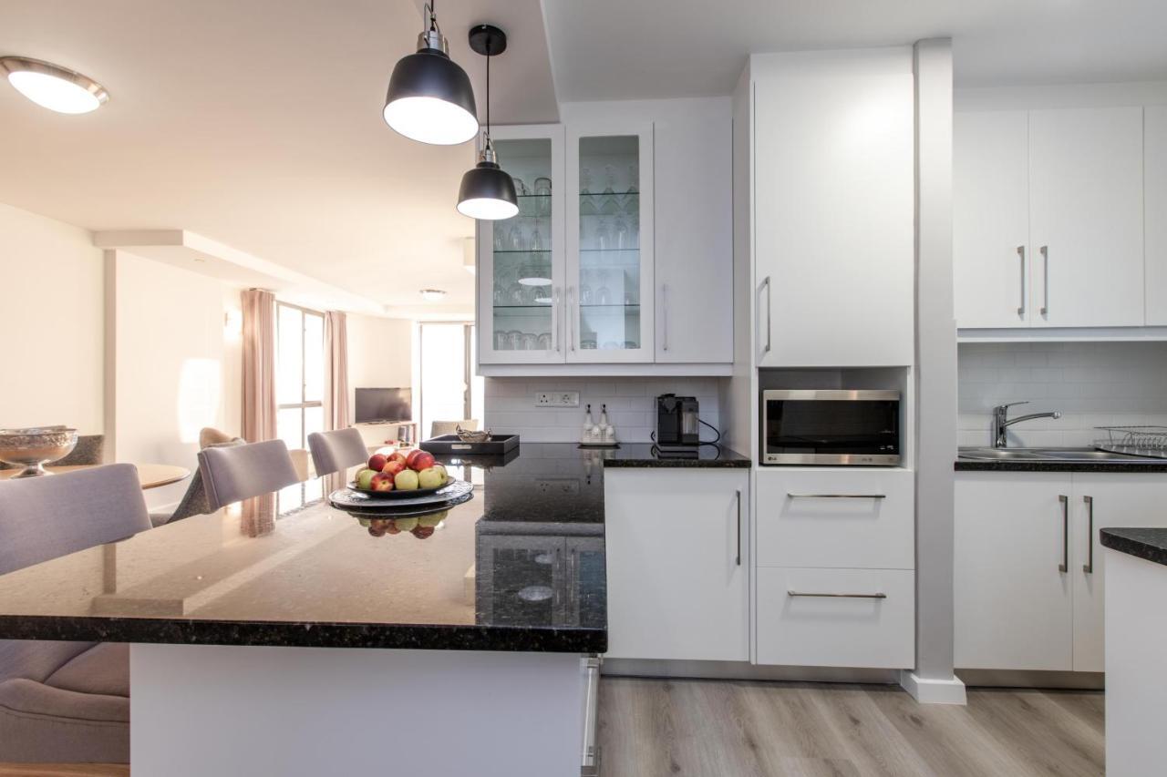 Hibernian Towers 807, Beach Road, 斯特兰德 外观 照片