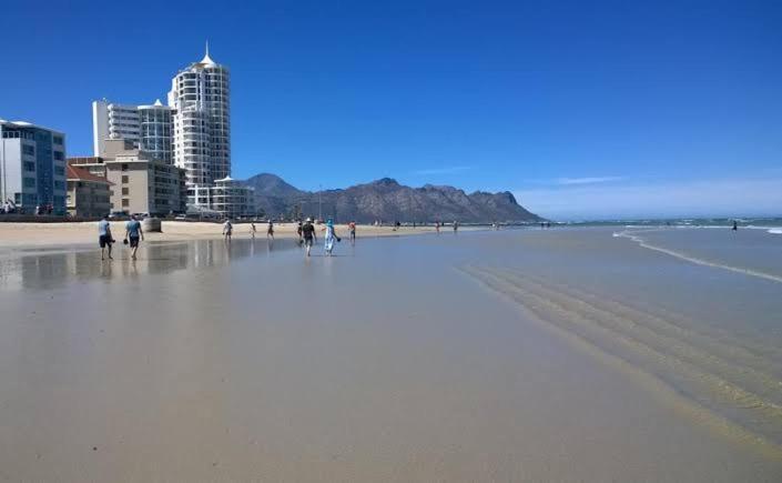 Hibernian Towers 807, Beach Road, 斯特兰德 外观 照片